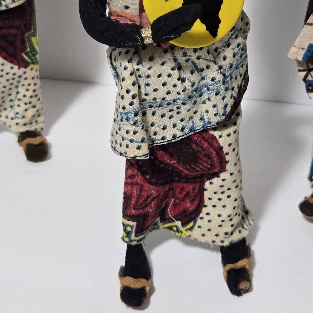 Handmade Dolls RARE Set Of 5 Cloth Bodies‎ Embroidered - Picture 10 of 16